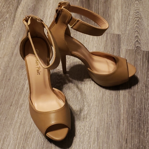 Dream Pair Ankle Heels - Picture 5 of 8